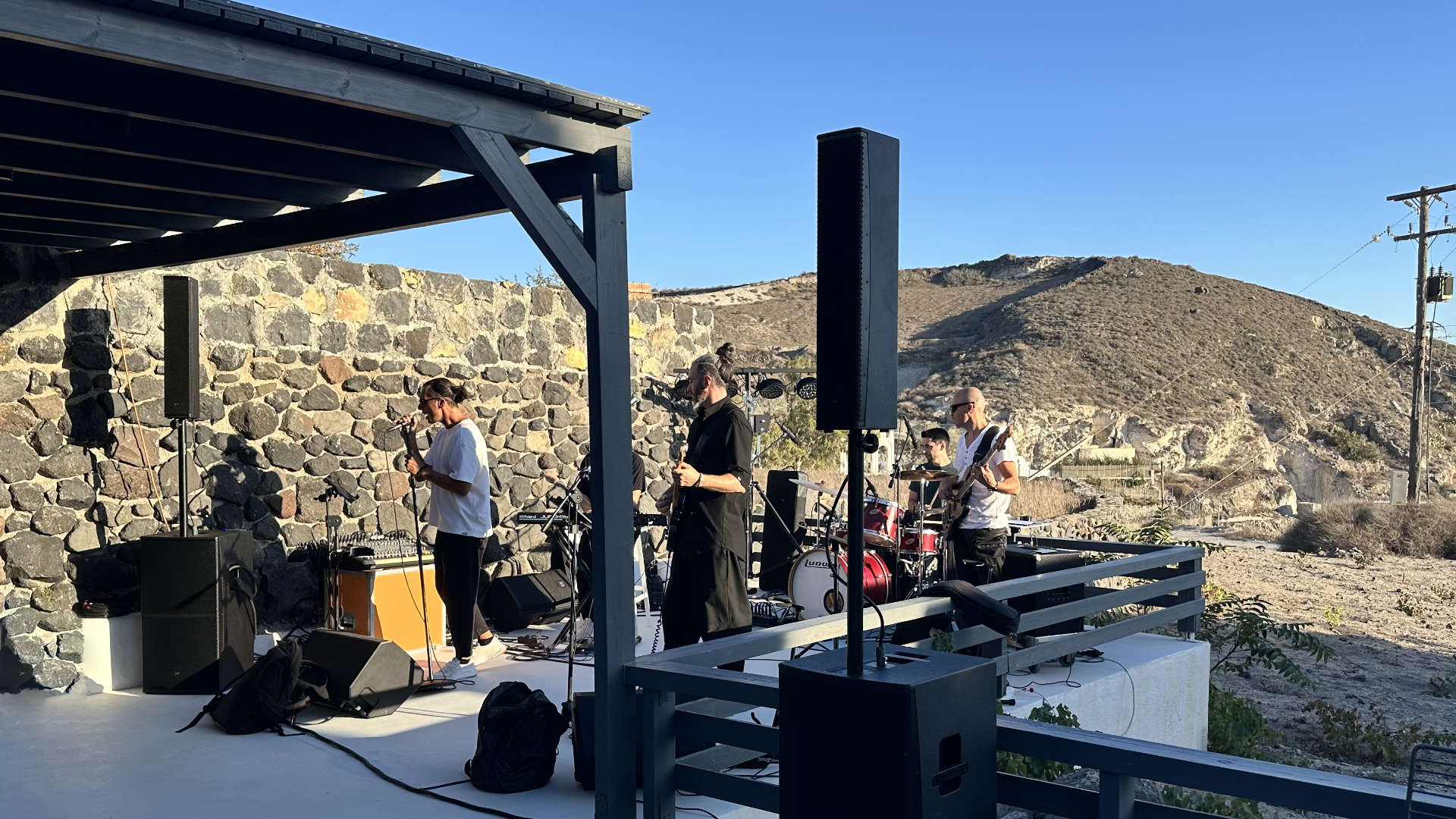 The best party band by One Take