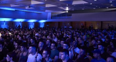 Γεμάτη αίθουσα στο σεμινάριο του Ronnie Coleman στο Novotel Athens
